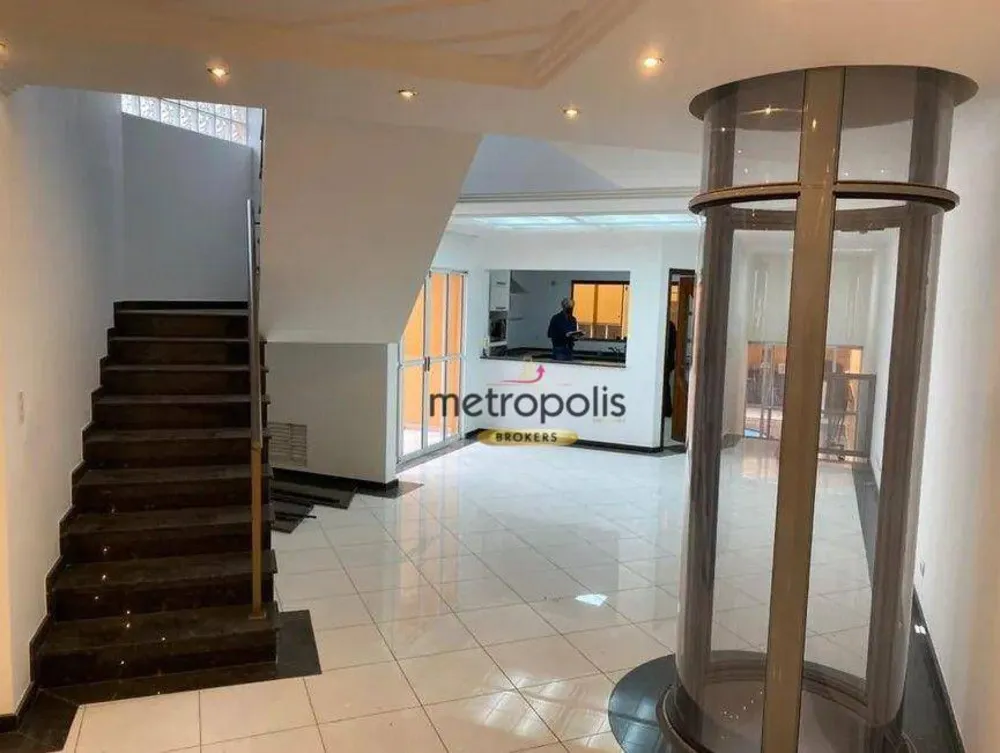 Sobrado, 3 quartos, 383 m² - Foto 2
