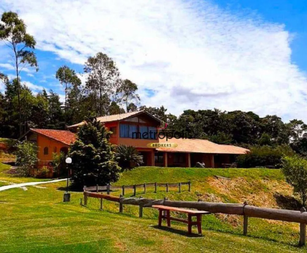 Pousada-Chalé, 17 quartos, 2500 m² - Foto 1