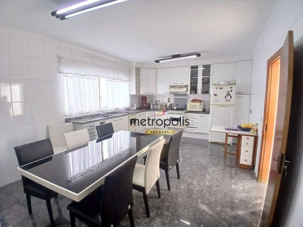 Casa, 4 quartos, 290 m² - Foto 1