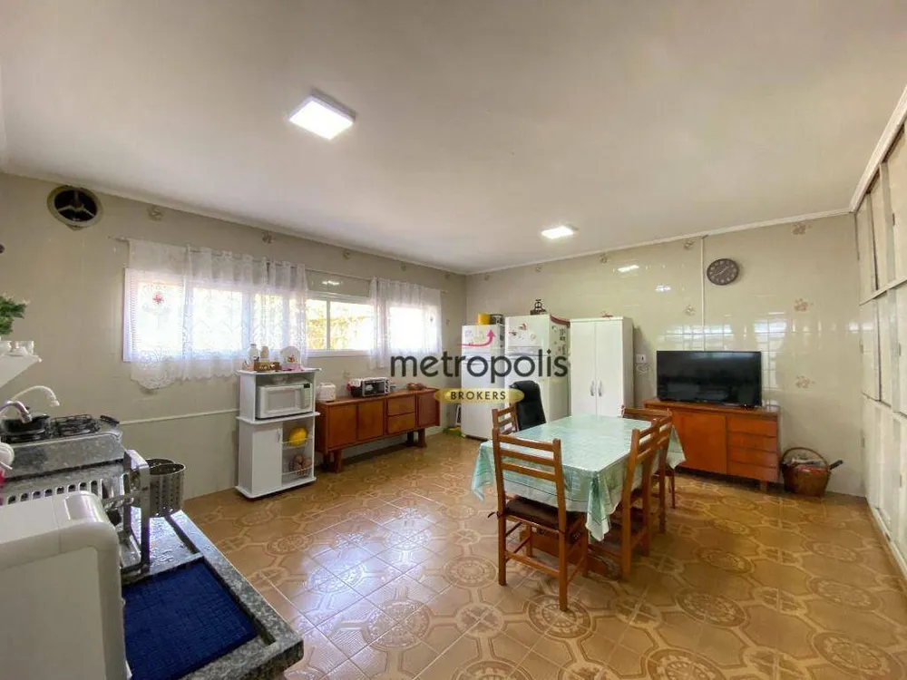 Casa, 4 quartos, 250 m² - Foto 9