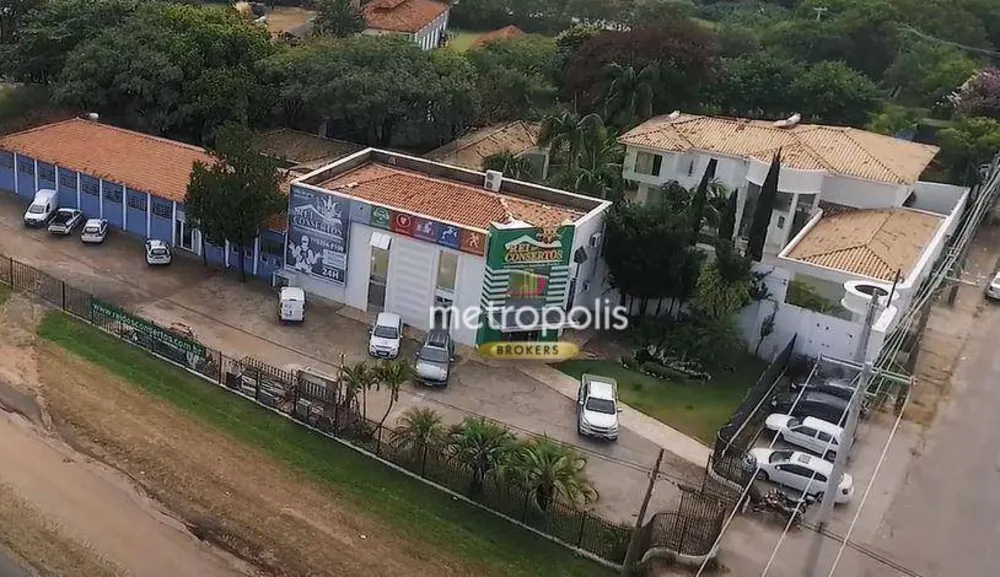 Casa, 3 quartos, 1220 m² - Foto 1