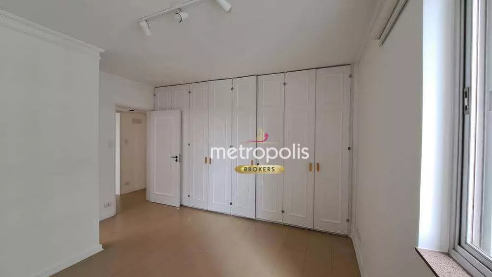 Apartamento à venda com 3 quartos, 137m² - Foto 18