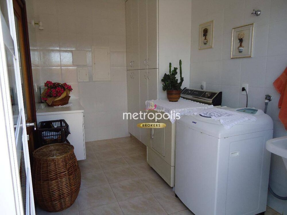 Sobrado, 6 quartos, 420 m² - Foto 2
