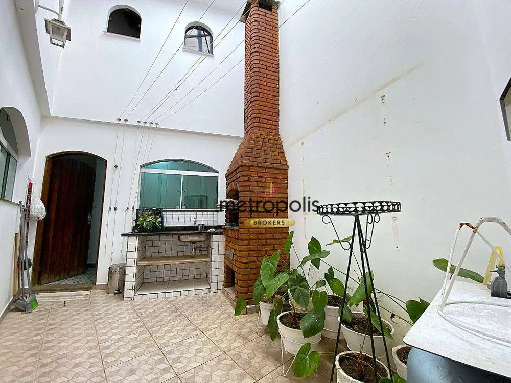 Sobrado, 3 quartos, 280 m² - Foto 1