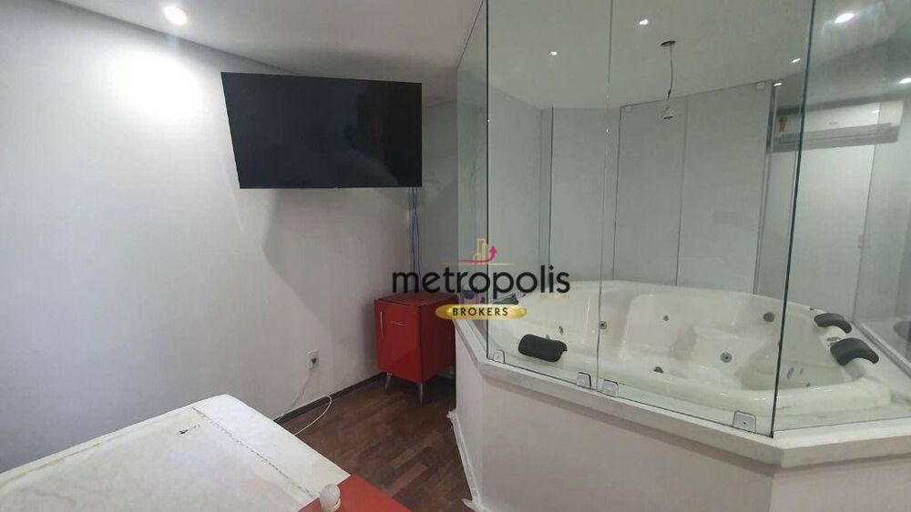 Sobrado para alugar com 4 quartos, 640m² - Foto 7