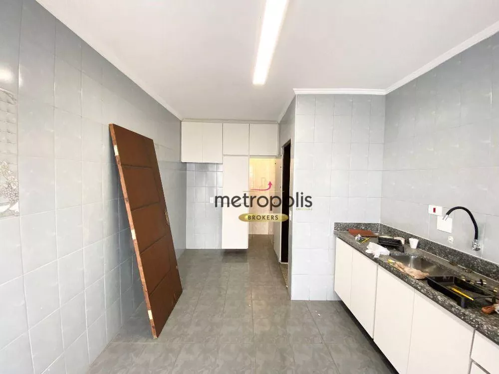 Sobrado à venda com 4 quartos, 293m² - Foto 14