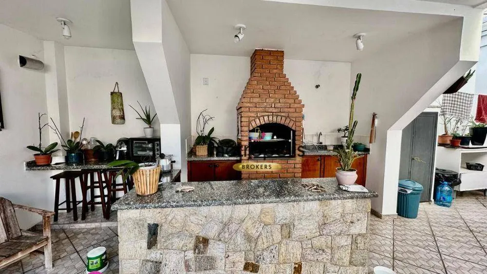 Sobrado, 7 quartos, 220 m² - Foto 4