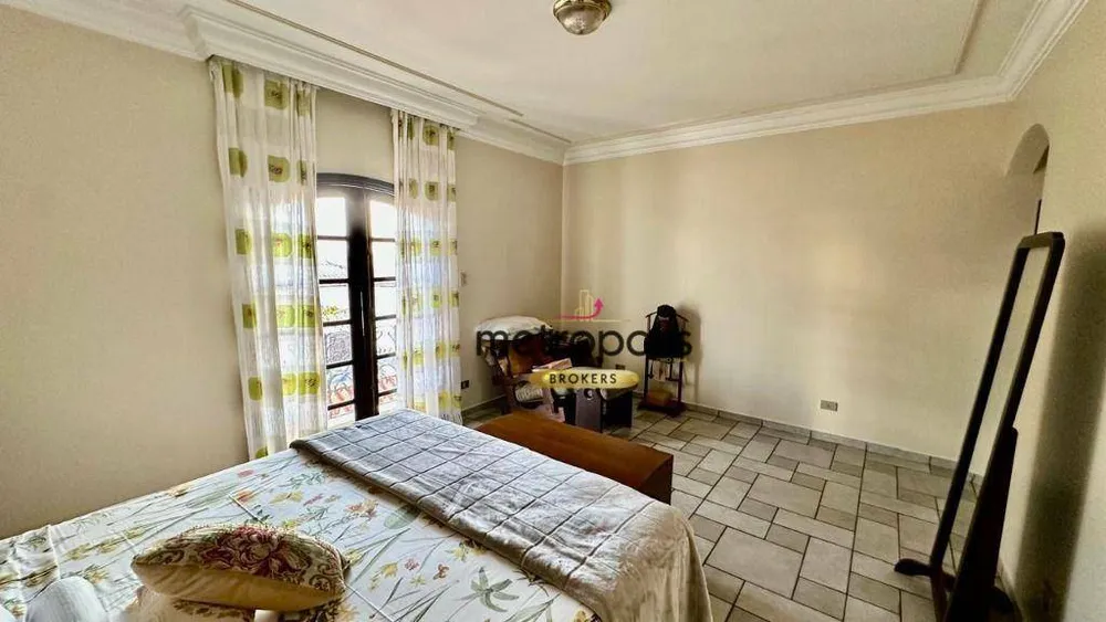 Sobrado, 7 quartos, 220 m² - Foto 3