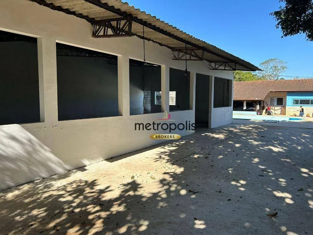 Chácara, 2 quartos, 2200 m² - Foto 1