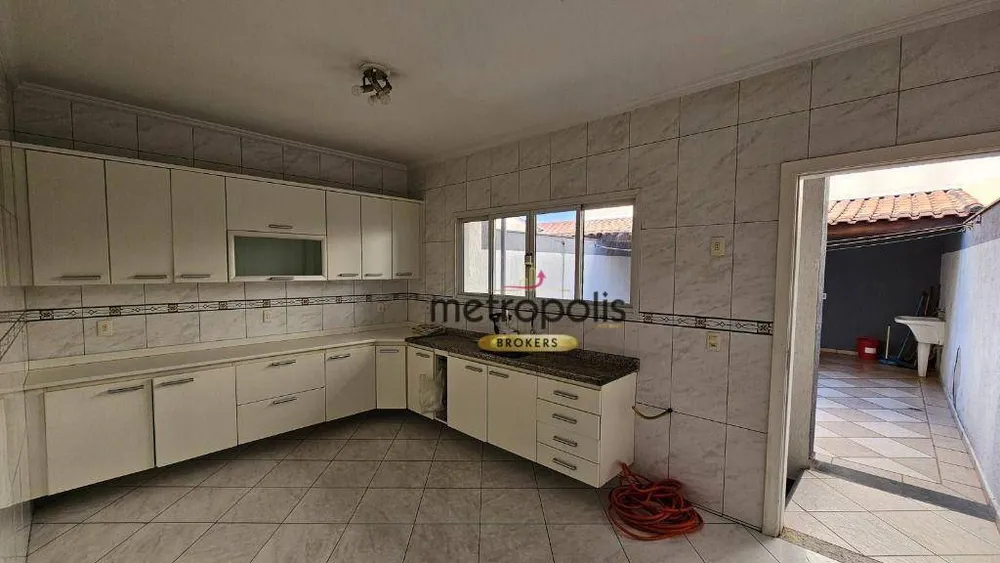 Sobrado, 4 quartos, 282 m² - Foto 2