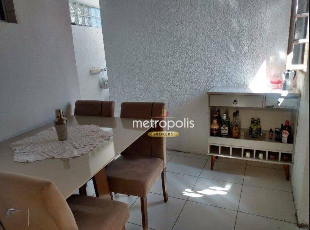 Sobrado, 2 quartos, 210 m² - Foto 1