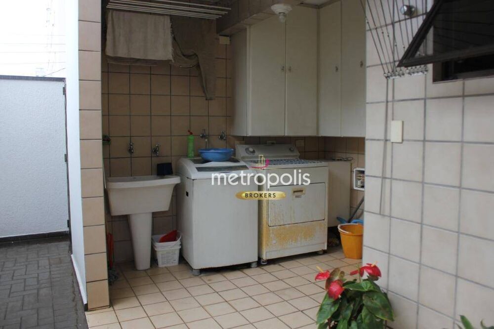 Sobrado, 5 quartos, 642 m² - Foto 3