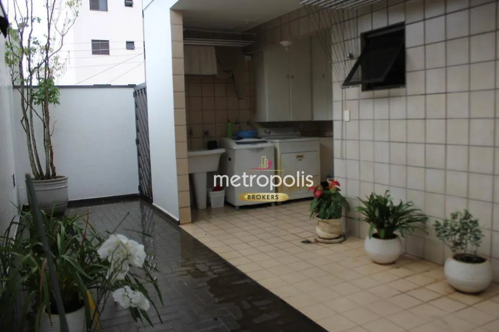 Sobrado, 5 quartos, 642 m² - Foto 1