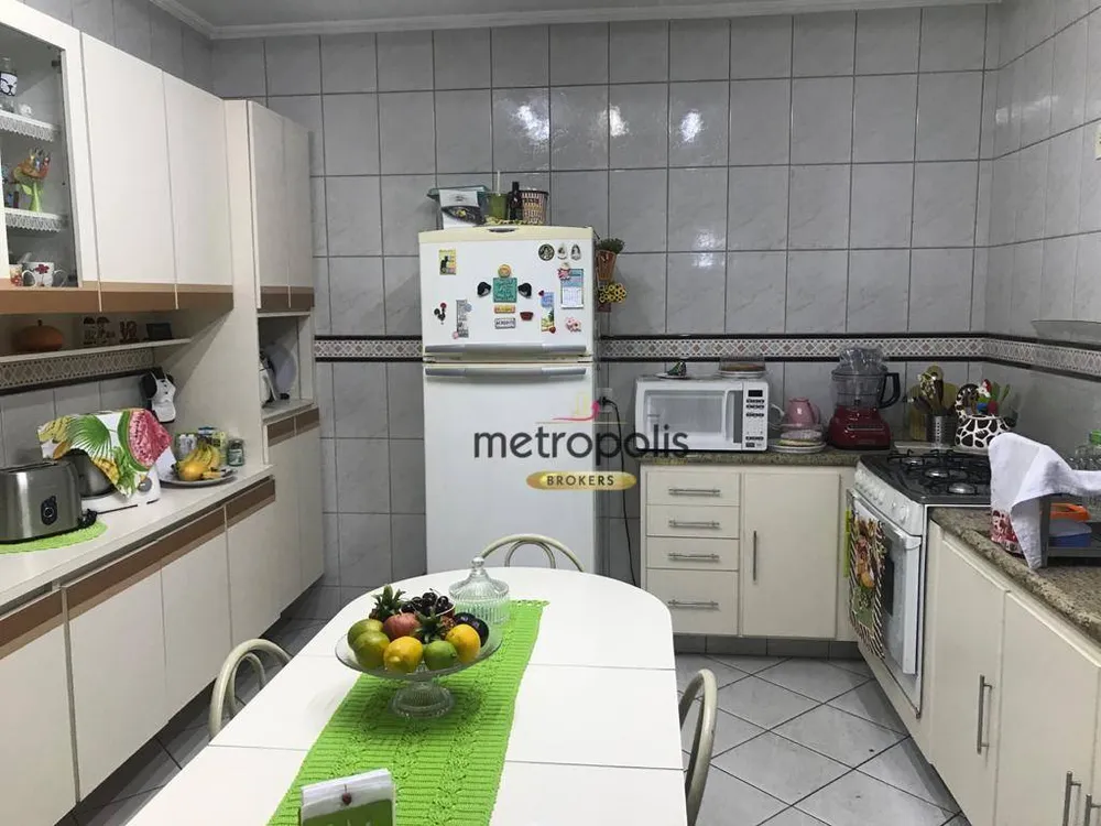 Casa, 3 quartos, 258 m² - Foto 4