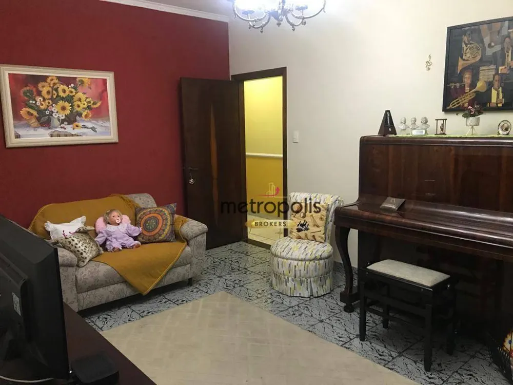 Casa, 3 quartos, 258 m² - Foto 1