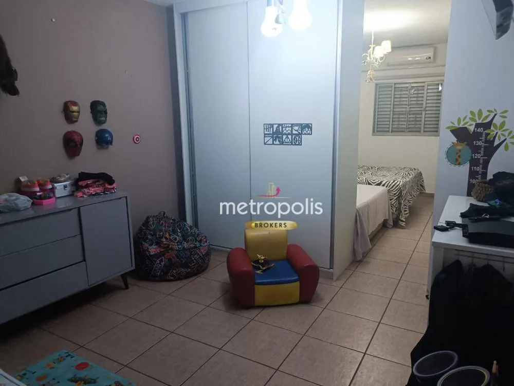 Sobrado, 2 quartos, 219 m² - Foto 7
