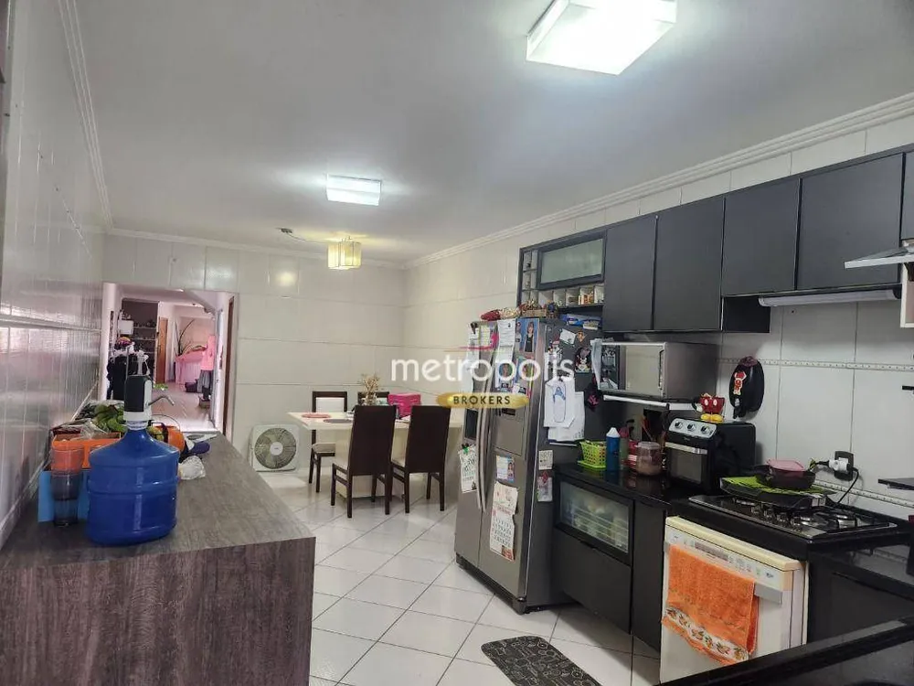 Sobrado, 2 quartos, 219 m² - Foto 4