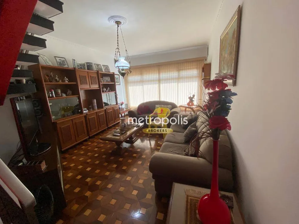 Sobrado, 3 quartos, 311 m² - Foto 1
