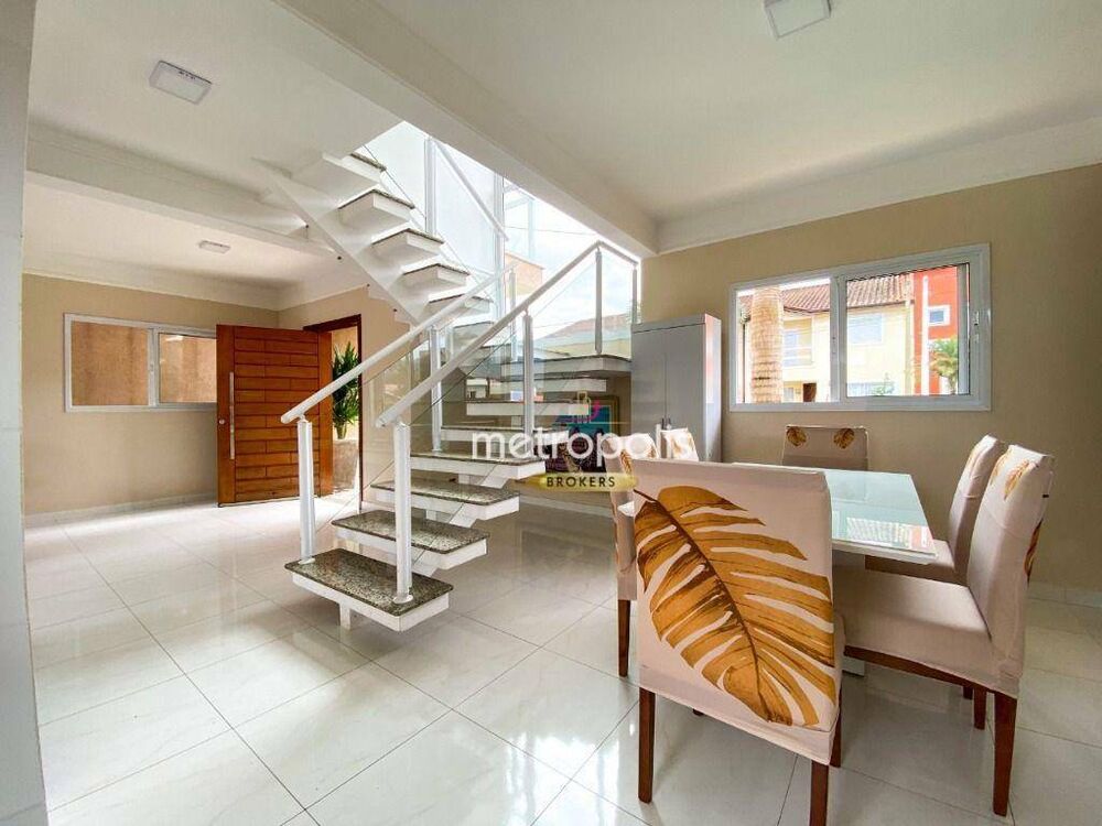 Sobrado, 3 quartos, 147 m² - Foto 1