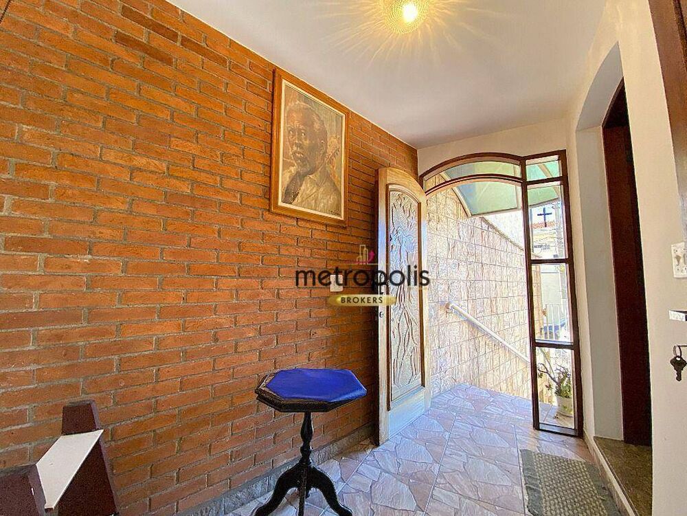 Sobrado à venda com 3 quartos, 280m² - Foto 1