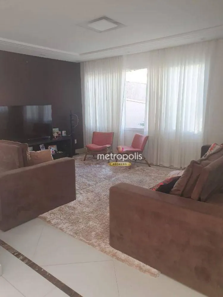 Sobrado, 3 quartos, 348 m² - Foto 2