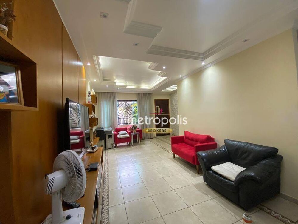 Casa, 3 quartos, 250 m² - Foto 1