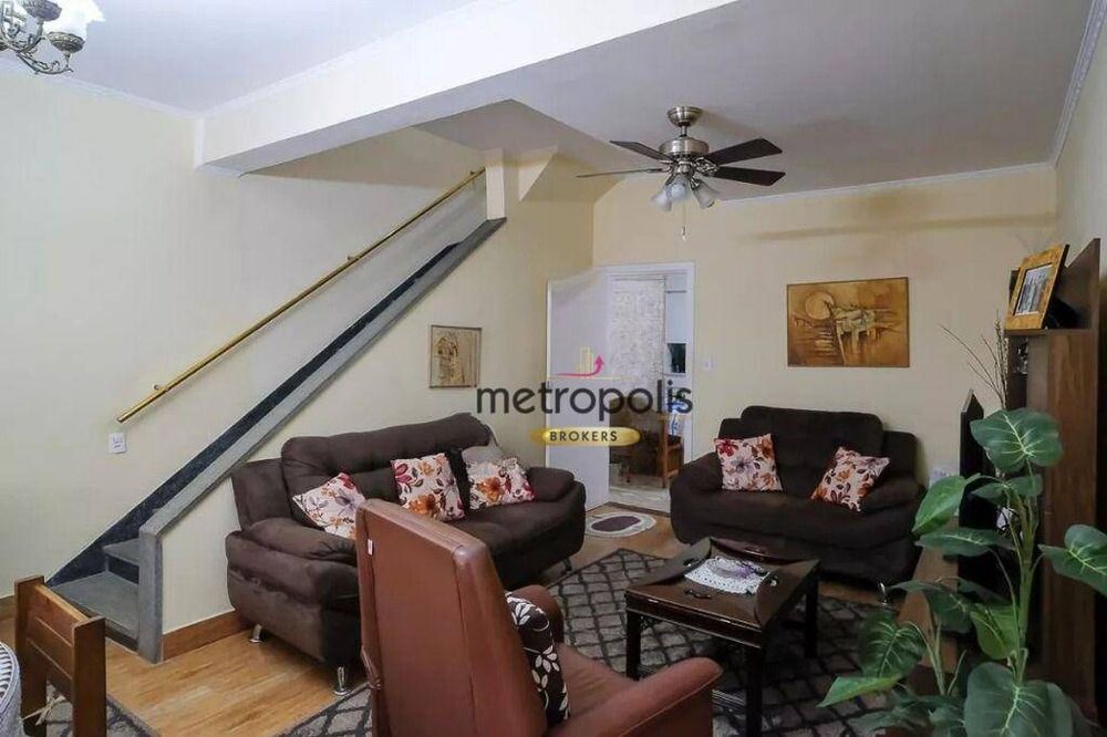 Casa, 3 quartos, 230 m² - Foto 1