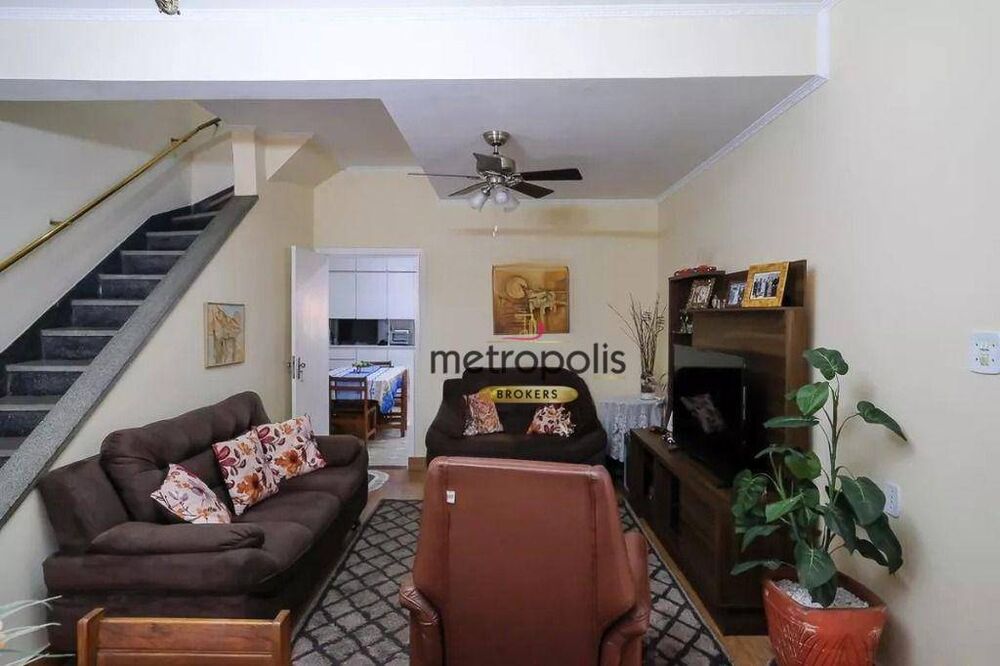 Casa, 3 quartos, 230 m² - Foto 2