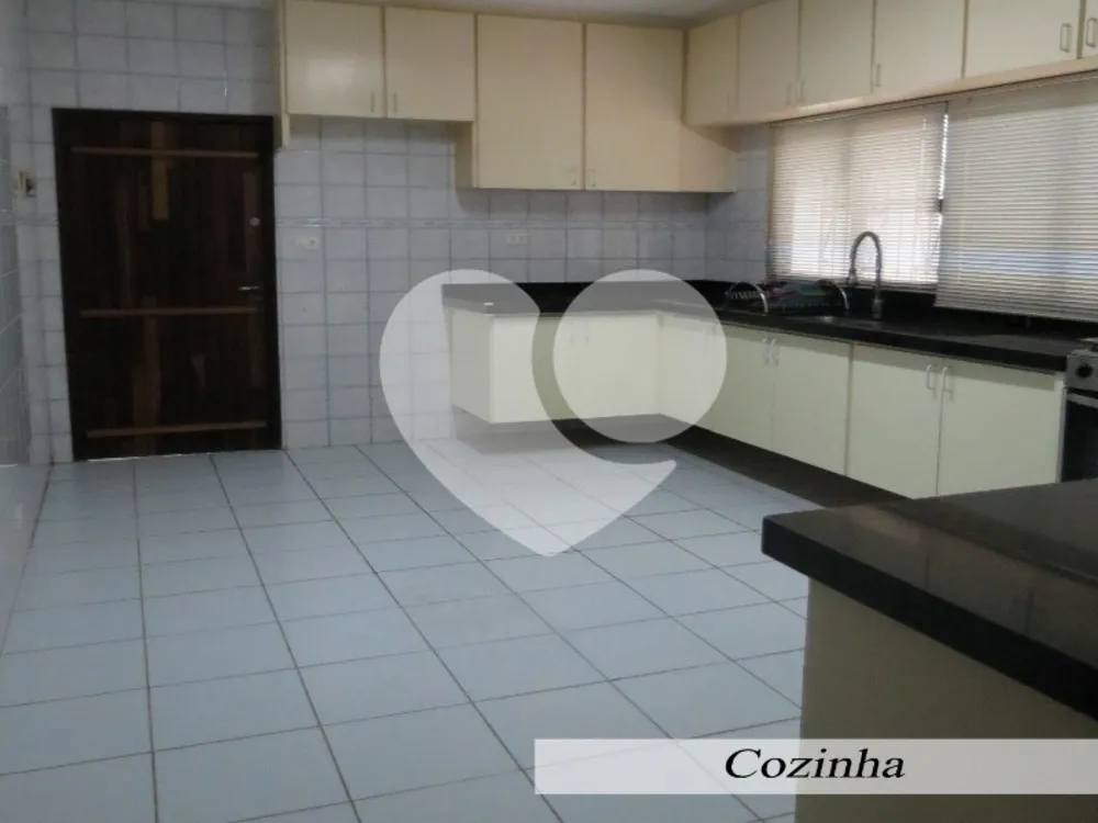 Sobrado, 3 quartos, 248 m² - Foto 4