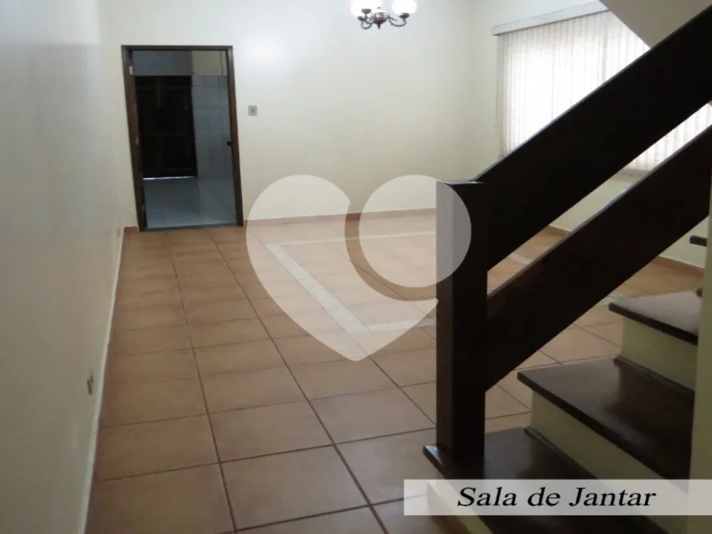 Sobrado, 3 quartos, 248 m² - Foto 2
