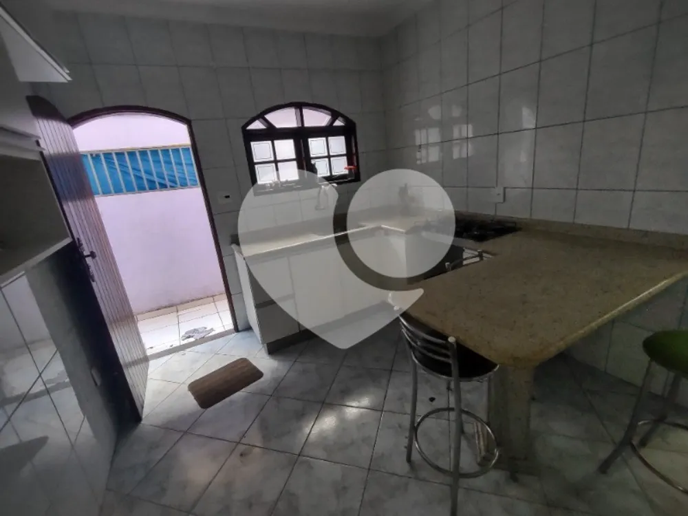 Casa, 3 quartos, 230 m² - Foto 6