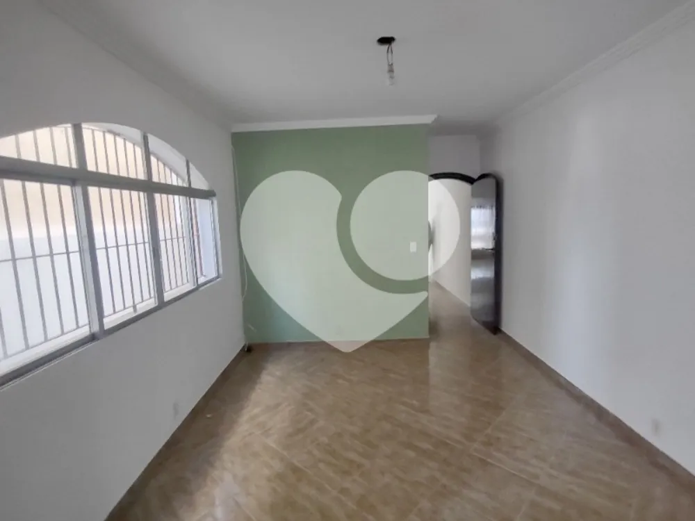 Sobrado, 3 quartos, 250 m² - Foto 1