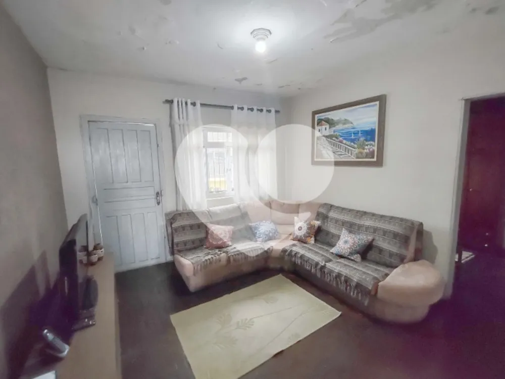 Casa, 5 quartos, 130 m² - Foto 1