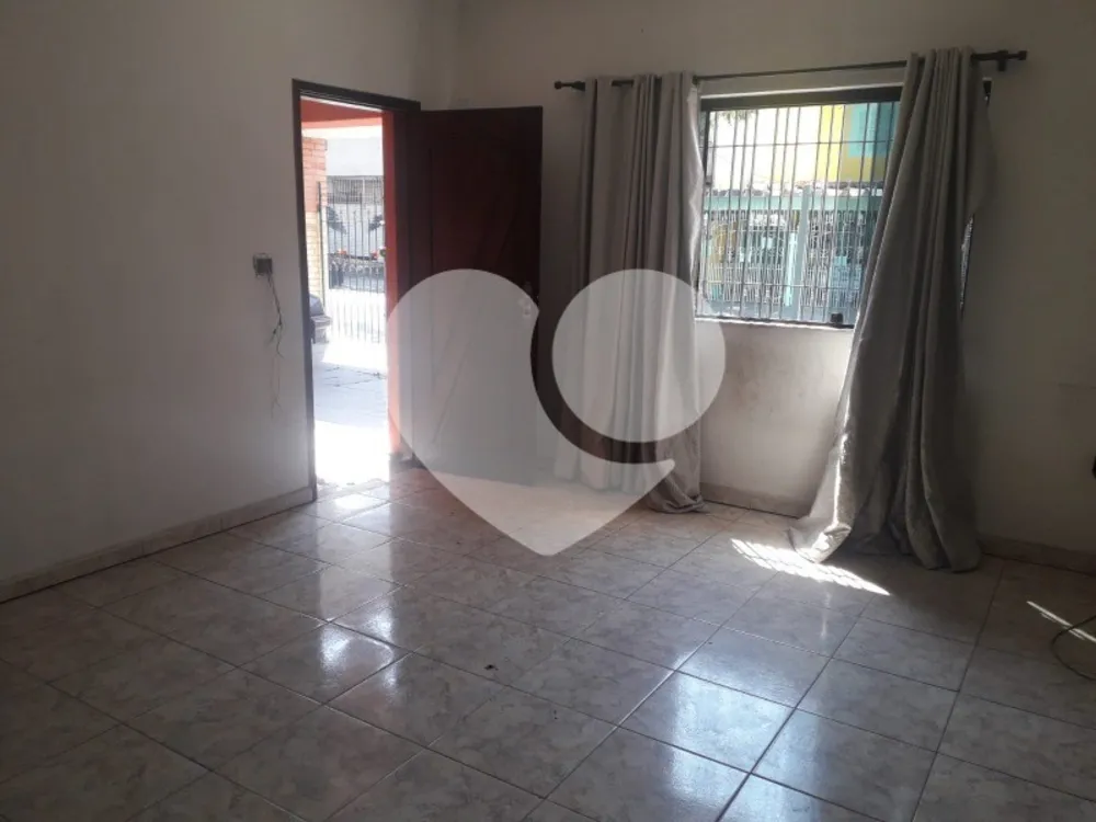 Casa, 4 quartos, 250 m² - Foto 4