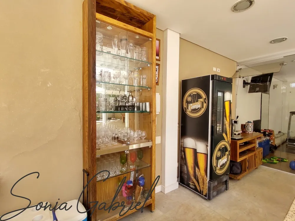 Casa, 4 quartos, 560 m² - Foto 1
