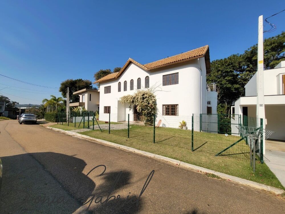 Casa à venda e aluguel com 3 quartos, 805m² - Foto 2