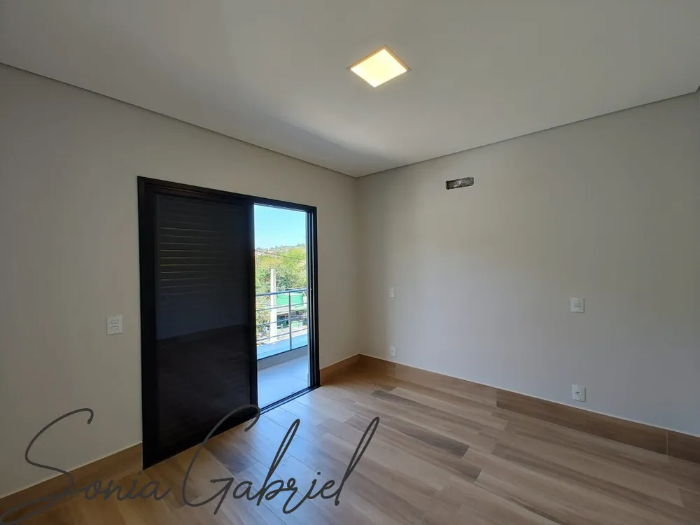 Casa, 4 quartos, 236 m² - Foto 2