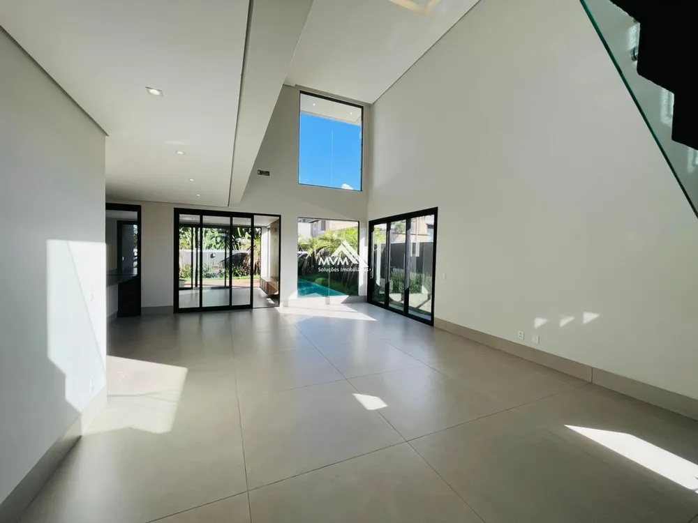 Sobrado, 4 quartos, 323 m² - Foto 2