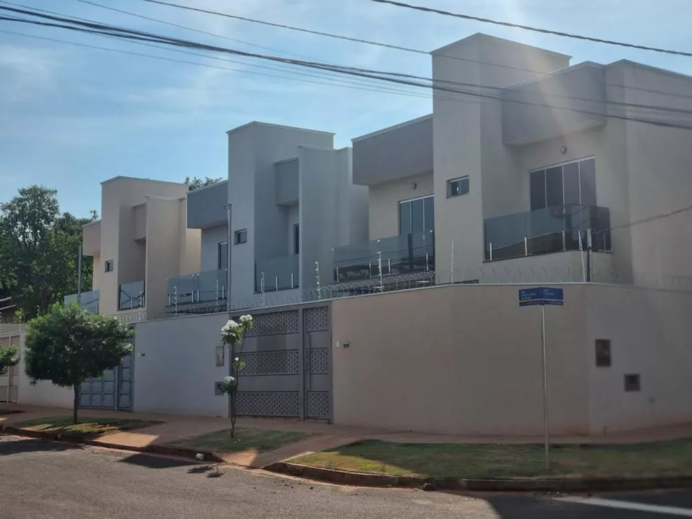 Sobrado à venda com 4 quartos, 134m² - Foto 2