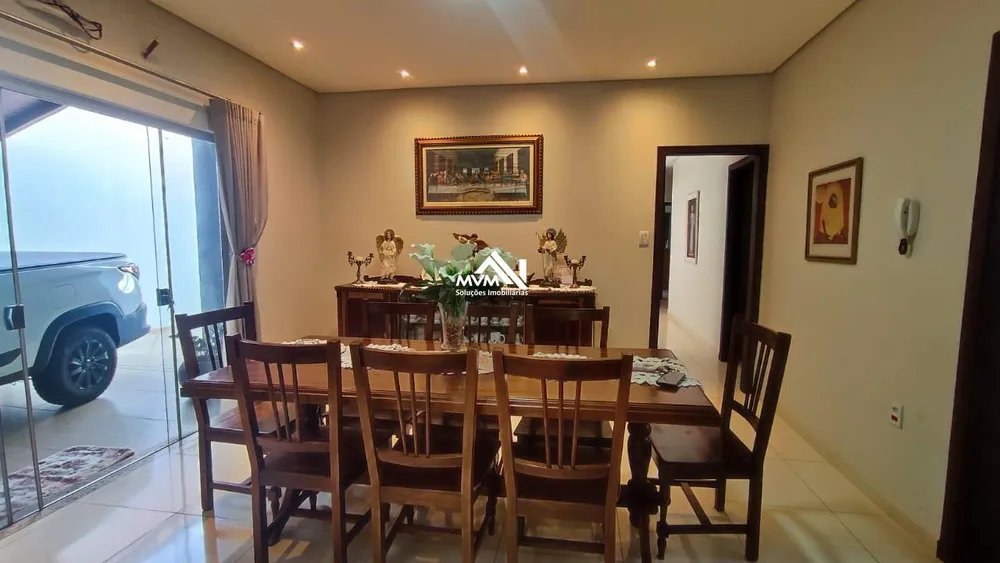 Casa, 3 quartos, 233 m² - Foto 15