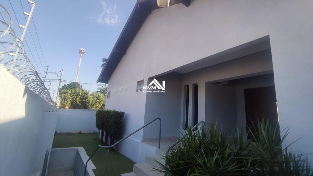 Casa, 3 quartos, 233 m² - Foto 3