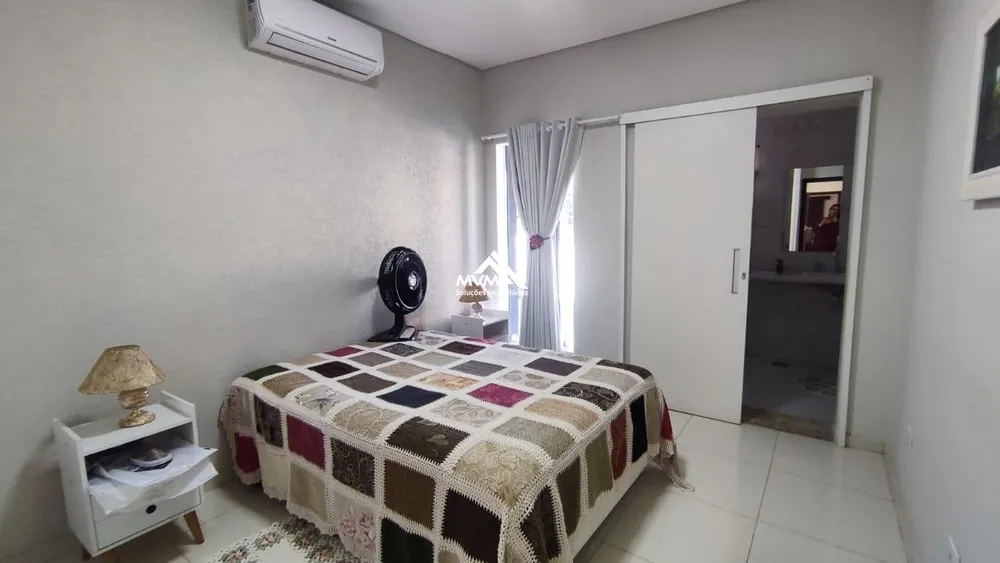 Casa, 3 quartos, 233 m² - Foto 13