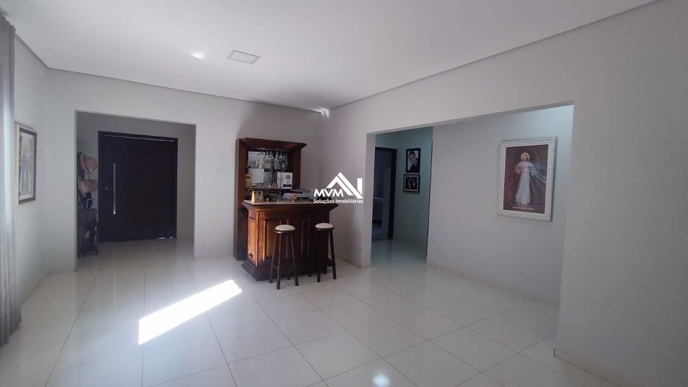 Casa, 3 quartos, 233 m² - Foto 6
