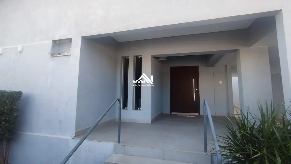 Casa, 3 quartos, 233 m² - Foto 2