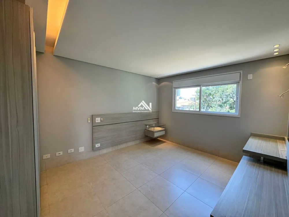 Sobrado, 4 quartos, 542 m² - Foto 2