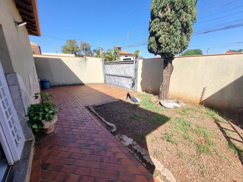 Casa, 4 quartos, 180 m² - Foto 4