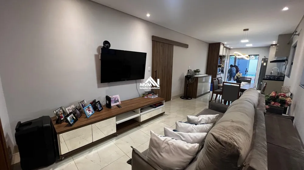 Casa, 3 quartos, 190 m² - Foto 1
