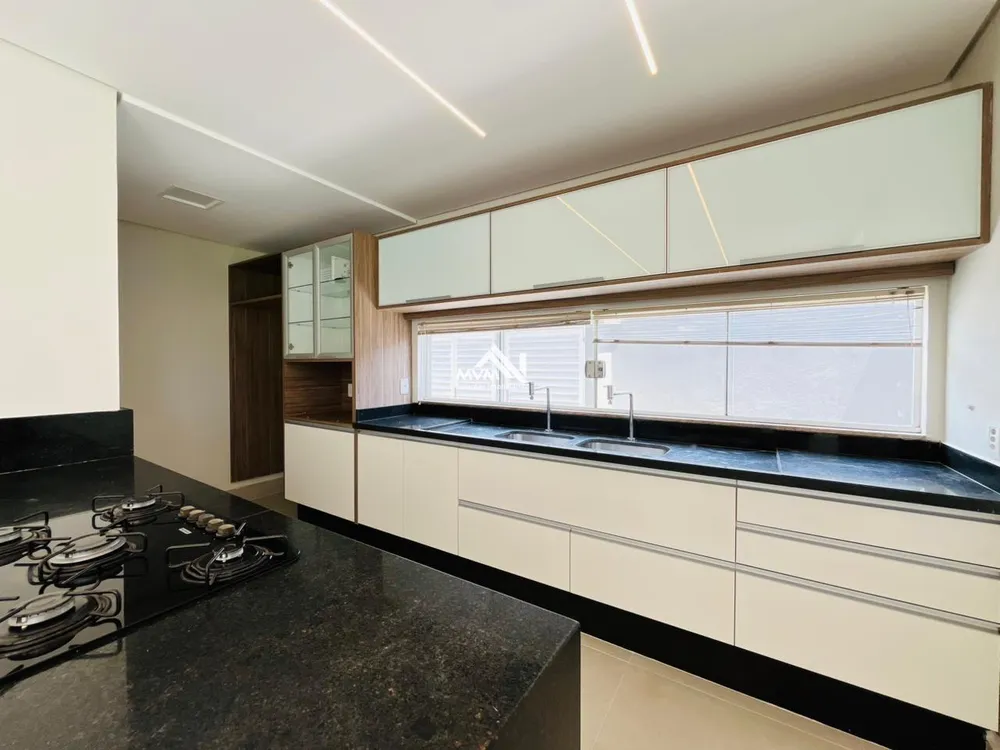 Sobrado, 3 quartos, 195 m² - Foto 3