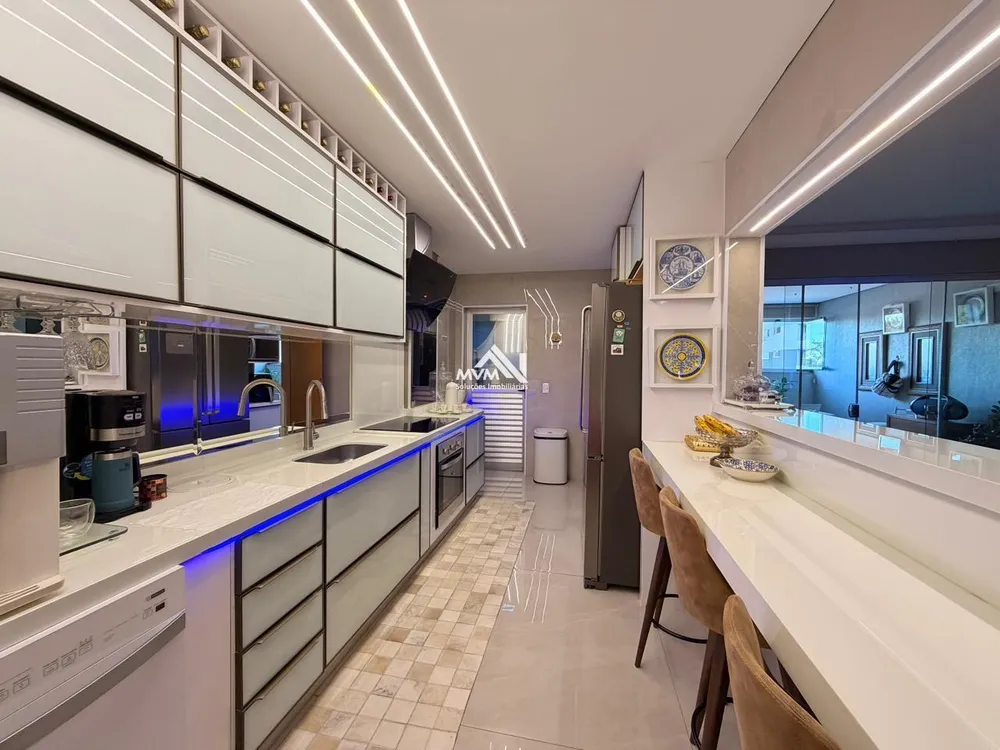 Apartamento, 3 quartos, 123 m² - Foto 1