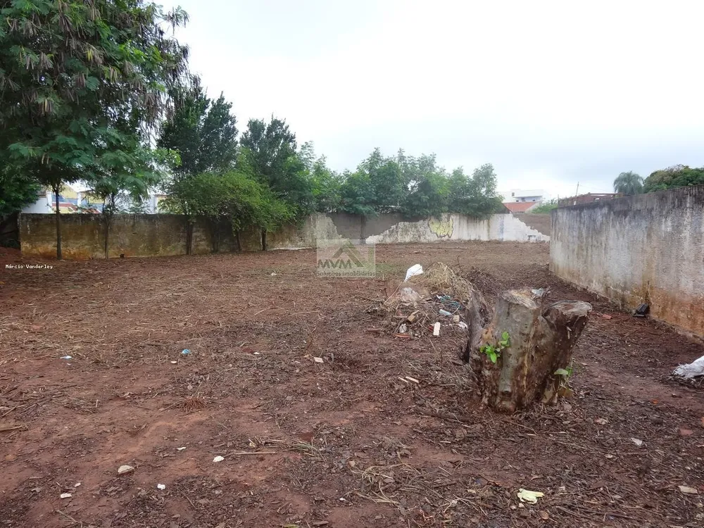 Loteamento e Condomínio, 904 m² - Foto 1